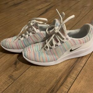 Nike little kid’s sneakers